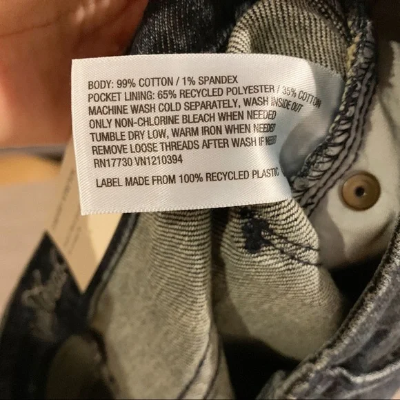 NWT Universal Threads high rise jean shorts 6 - Picture 9 of 9